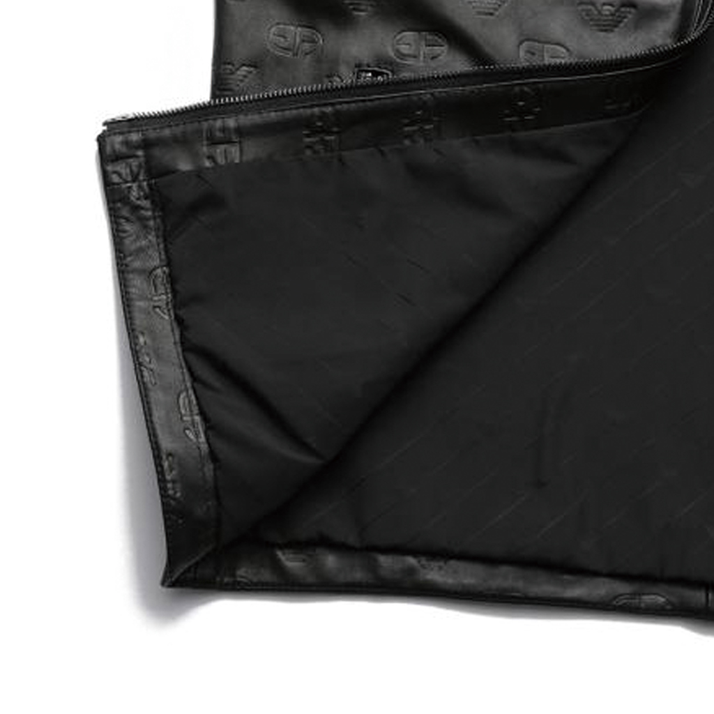 Purchase EMPORIO ARMANI 黑色压纹Logo皮革夹克 SS23. D41R74-D1P7A-999