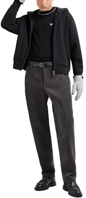 埃mporio Armani 黑色刺绣Logo拉链连帽夹克外套 6D1M97-1JHSZ-0999 Shop 埃mporio Armani 黑色刺绣Logo拉链连帽夹克外套 6D1M97-1JHSZ-0999