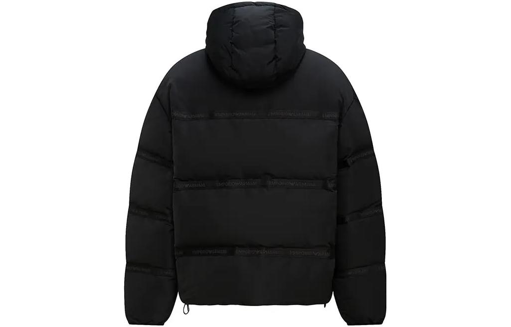 Lookbook Emporio Armani Chaqueta Negra con Capucha y Cremallera Logo 6R1B90-NCFZ1-0999