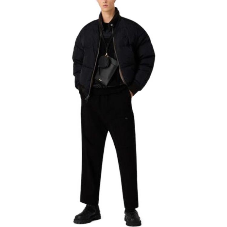 Lookbook Emporio Armani  Black Loose-fit Letter Crewneck Sweater. 6R1MXK-1MNKZ-1F090