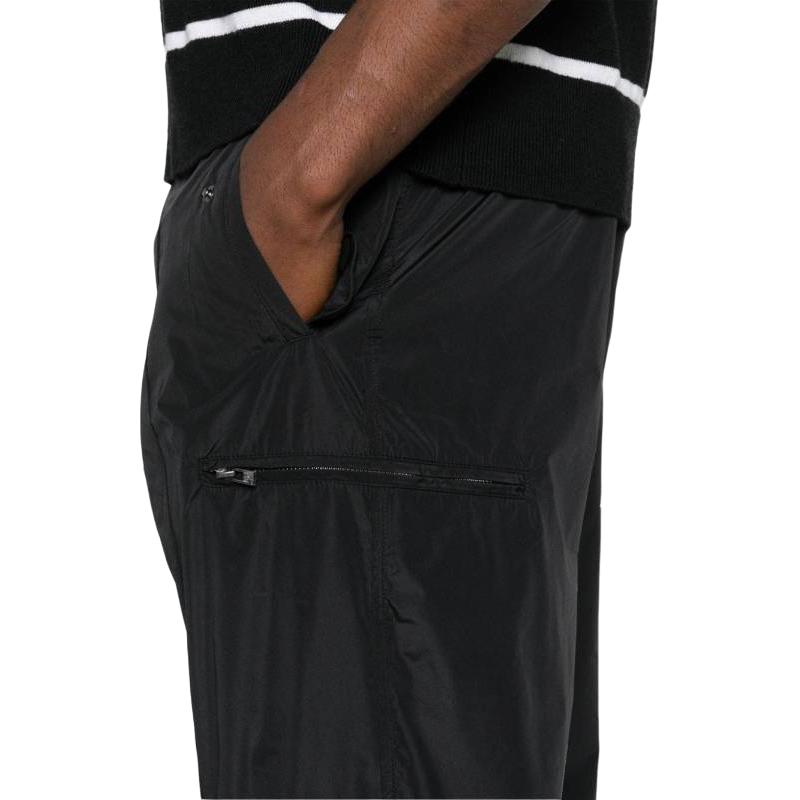 Details for Celana Jogger Emporio Armani Hitam Mid-Rise. 3D1PC6-1NAVZ-0999