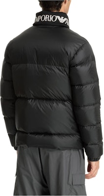 EMPORIO ARMANI Jaket Hitam Puffer dengan Logo dan Kolar Zip-up. 6RPB33-PNEOZ-1200 Details for EMPORIO ARMANI Jaket Hitam Puffer dengan Logo dan Kolar Zip-up. 6RPB33-PNEOZ-1200