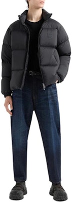 EMPORIO ARMANI Chaqueta Negra Acolchada con Cremallera y Logo Patch. 6D1BF6-1NQTZ-0999 Lookbook EMPORIO ARMANI Chaqueta Negra Acolchada con Cremallera y Logo Patch. 6D1BF6-1NQTZ-0999