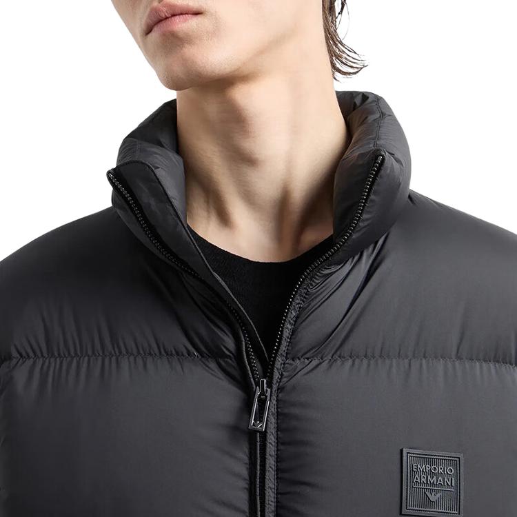 Sizing EMPORIO ARMANI Chaqueta Negra Acolchada con Cremallera y Logo Patch. 6D1BF6-1NQTZ-0999