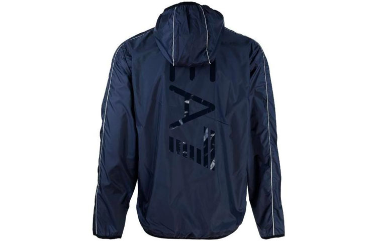 Lookbook Emporio Armani Jaket Santai Biru Berhud Lengan Panjang dengan Cetakan Logo. 3LPB22-PN1GZ-1559