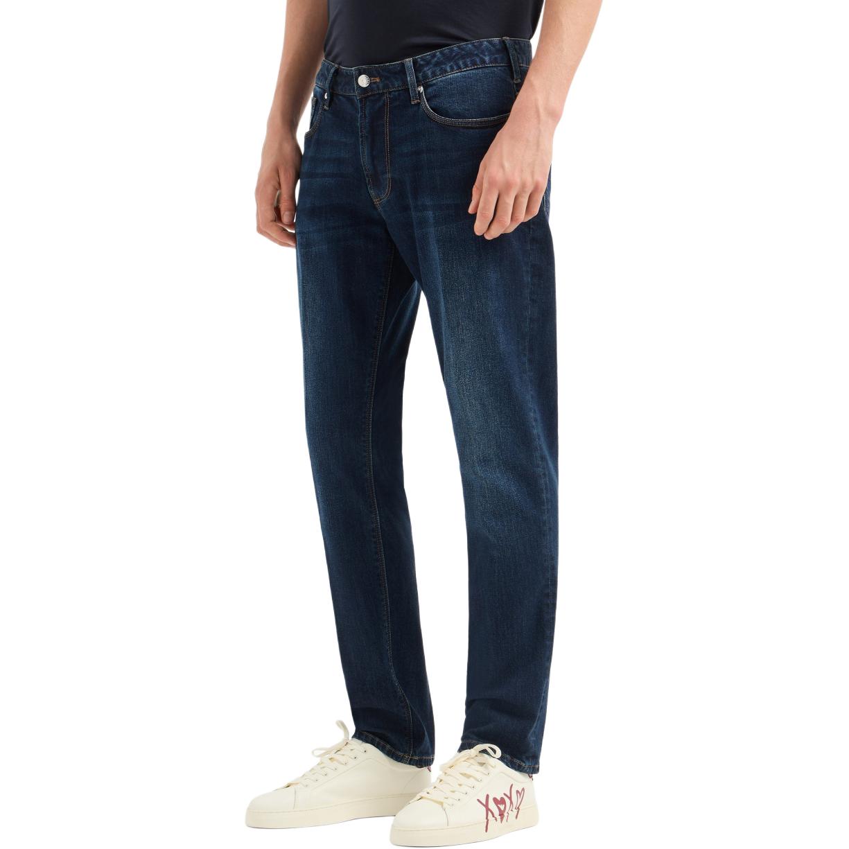 EMPORIO ARMANI  Blue Slim Fit Low-Rise Tapered Jeans Qixi Limited Edition EM000121-AF10452-MB001 圖 5