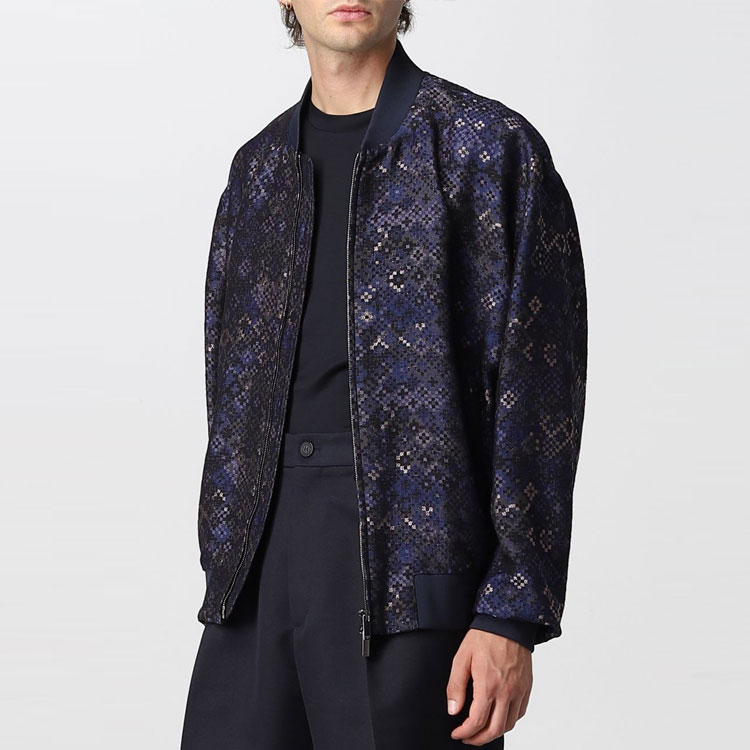 Shop Chaqueta Azul de Cremallera Completa Estampada Emporio Armani H31R32C1080919