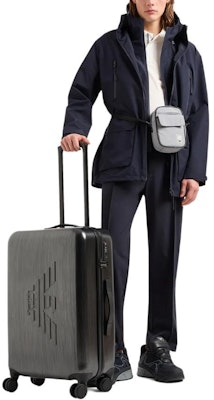 EMPORIO ARMANI ロゴ ジップアップ フーディージャケット ネイビーブルー EM000058-AF10080-1UB118 Lookbook EMPORIO ARMANI ロゴ ジップアップ フーディージャケット ネイビーブルー EM000058-AF10080-1UB118