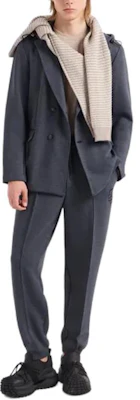 EMPORIO ARMANI Suéter de Punto Suelto a Rayas Cuello Redondo Marrón Claro. 3D1MX1-1MMIZ-F178 Lookbook EMPORIO ARMANI Suéter de Punto Suelto a Rayas Cuello Redondo Marrón Claro. 3D1MX1-1MMIZ-F178