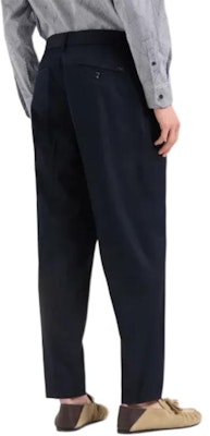 EMPORIO ARMANI 海军蓝修身腰带拉链休闲裤。 3D1PE1-1NQTZ-0920 Shop EMPORIO ARMANI 海军蓝修身腰带拉链休闲裤。 3D1PE1-1NQTZ-0920