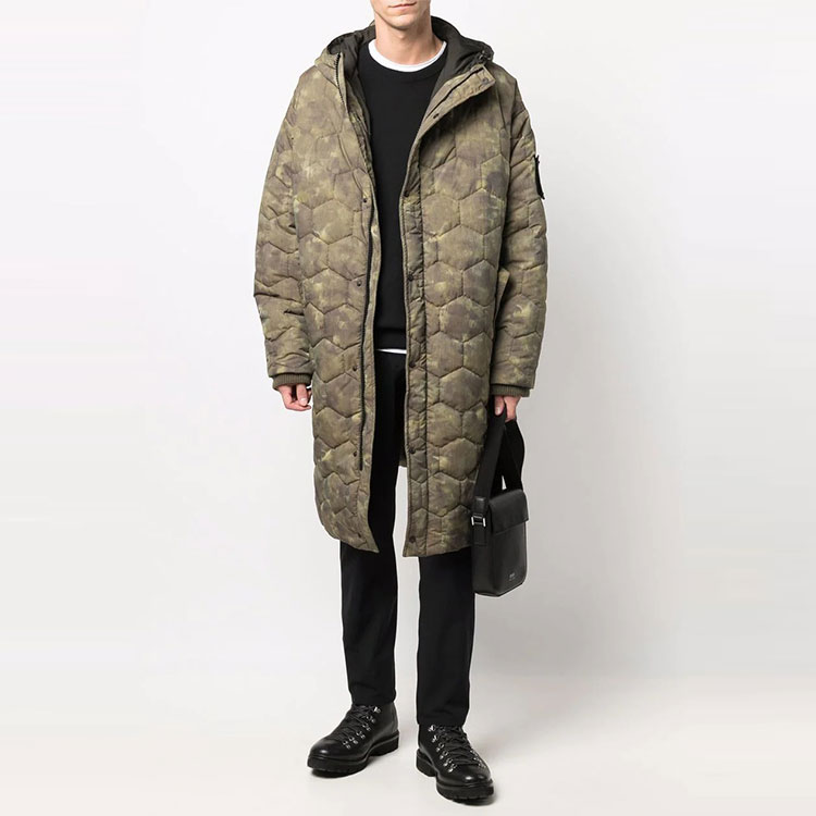 Lookbook エンポリオアルマーニ パデッドフーデッドコート アーミーグリーン 6K1LA5-1N3HZ-F535