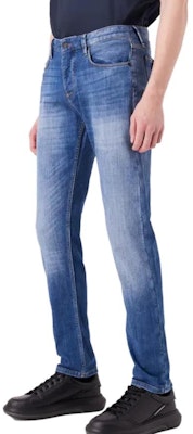 Emporio Armani Slim Fit Jean Biru Muda Butang Depan. 6R1J75-1D09Z1-0942 Purchase Emporio Armani Slim Fit Jean Biru Muda Butang Depan. 6R1J75-1D09Z1-0942
