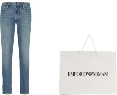 EMPORIO ARMANI 修身直筒藍色牛仔褲搭配標誌印花與前扣設計 6R1J06-1D05Z-10942 Lookbook EMPORIO ARMANI 修身直筒藍色牛仔褲搭配標誌印花與前扣設計 6R1J06-1D05Z-10942