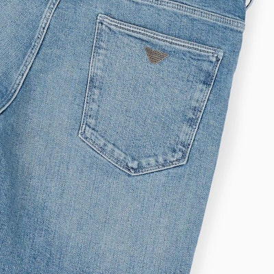 EMPORIO ARMANI 修身直筒藍色牛仔褲搭配標誌印花與前扣設計 6R1J06-1D05Z-10942 Details for EMPORIO ARMANI 修身直筒藍色牛仔褲搭配標誌印花與前扣設計 6R1J06-1D05Z-10942