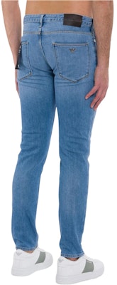 Emporio Armani Slim Fit Jeans Denim Biru SS23. 3R1J06-1DL2Z-0943 Lookbook Emporio Armani Slim Fit Jeans Denim Biru SS23. 3R1J06-1DL2Z-0943