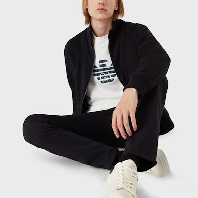 EMPORIO ARMANI Celana Panjang Kasual Navy Lurus Solid. 8N1J061GN0Z0920 Purchase EMPORIO ARMANI Celana Panjang Kasual Navy Lurus Solid. 8N1J061GN0Z0920