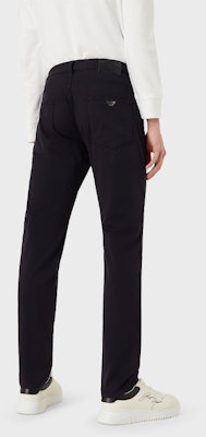 EMPORIO ARMANI Celana Panjang Kasual Navy Lurus Solid. 8N1J061GN0Z0920 Details for EMPORIO ARMANI Celana Panjang Kasual Navy Lurus Solid. 8N1J061GN0Z0920