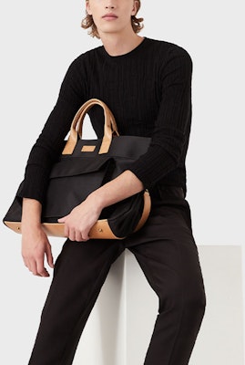 EMPORIO ARMANI SS22 黑色修身條紋質感針織長袖上衣 3L1MV8-1M08Z-0999 Shop EMPORIO ARMANI SS22 黑色修身條紋質感針織長袖上衣 3L1MV8-1M08Z-0999