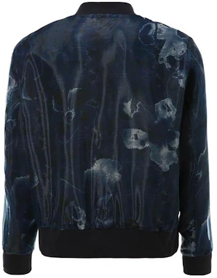 EMPORIO ARMANI Jaket Bomber Zip Motif Abstrak Multicolor. 51R300-51446-010 Lookbook EMPORIO ARMANI Jaket Bomber Zip Motif Abstrak Multicolor. 51R300-51446-010