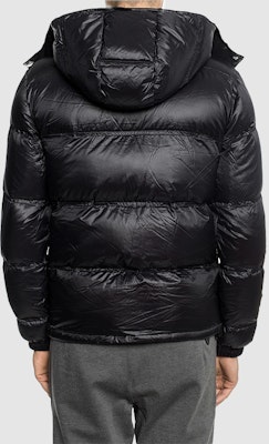 エンポリオアルマーニ ブラック ウィンターパファーダウンジャケット フード付き 6ZPB53-PNE2Z-1200 Shop エンポリオアルマーニ ブラック ウィンターパファーダウンジャケット フード付き 6ZPB53-PNE2Z-1200