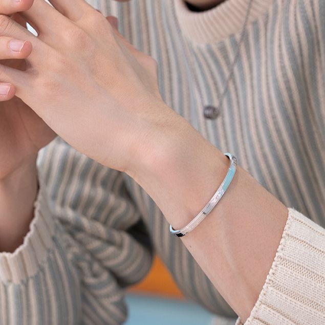 Shop Emporio Armani Gelang Manset Pria Perak Armani Letter Terbuka EG3512040