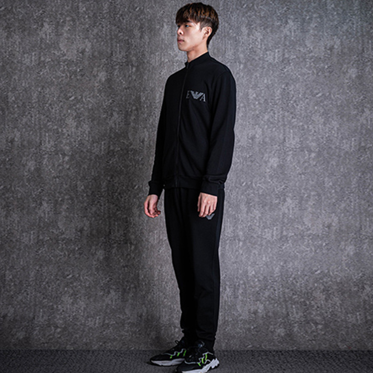 Details for 安普里奥·阿玛尼黑色刺绣鹰标运动套装 111927-0A571-00020