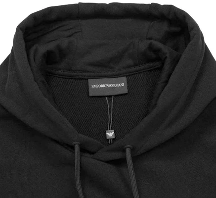 Emporio Armani Hoodie Hitam dengan Rekaan Tampalan Beruang 6G1MD8-1J36Z-0999 Purchase Emporio Armani Hoodie Hitam dengan Rekaan Tampalan Beruang 6G1MD8-1J36Z-0999