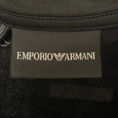 Emporio Armani Hoodie Hitam dengan Rekaan Tampalan Beruang 6G1MD8-1J36Z-0999 Sizing Emporio Armani Hoodie Hitam dengan Rekaan Tampalan Beruang 6G1MD8-1J36Z-0999