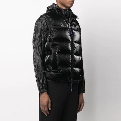 EMPORIO ARMANI 黑色迷彩羽绒夹克 休闲款 3K1BR8-1NZIZ-F026 Details for EMPORIO ARMANI 黑色迷彩羽绒夹克 休闲款 3K1BR8-1NZIZ-F026