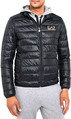 EMPORIO ARMANI Black Lightweight Puffer Jacket with Logo Print 8NPB01-PN29Z-0208 Shop EMPORIO ARMANI Black Lightweight Puffer Jacket with Logo Print 8NPB01-PN29Z-0208