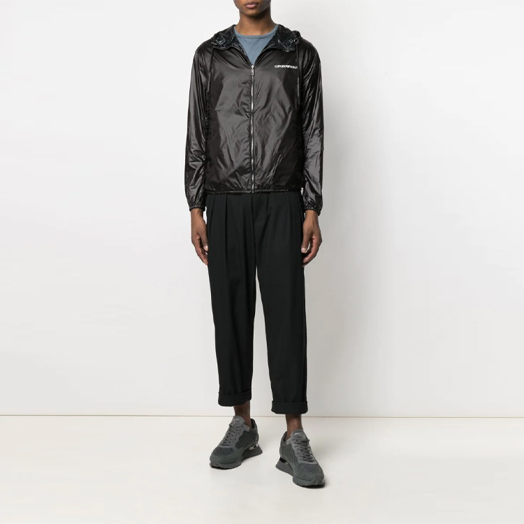 Lookbook エンポリオアルマーニ ブラック リバーシブル ロゴプリント ジップパーカー ジャケット 3K1BS3-1NZMZ-F015