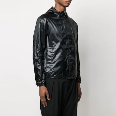 エンポリオアルマーニ ブラック リバーシブル ロゴプリント ジップパーカー ジャケット 3K1BS3-1NZMZ-F015 Purchase エンポリオアルマーニ ブラック リバーシブル ロゴプリント ジップパーカー ジャケット 3K1BS3-1NZMZ-F015