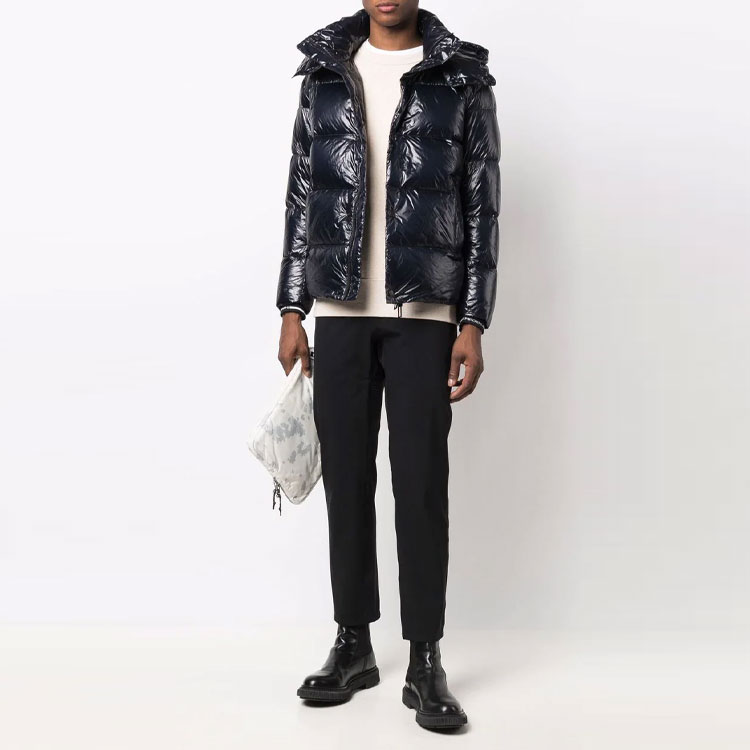 Lookbook EMPORIO ARMANI 蓝色连帽拉链长袖羽绒外套 6K1B88-1NPDZ-0920