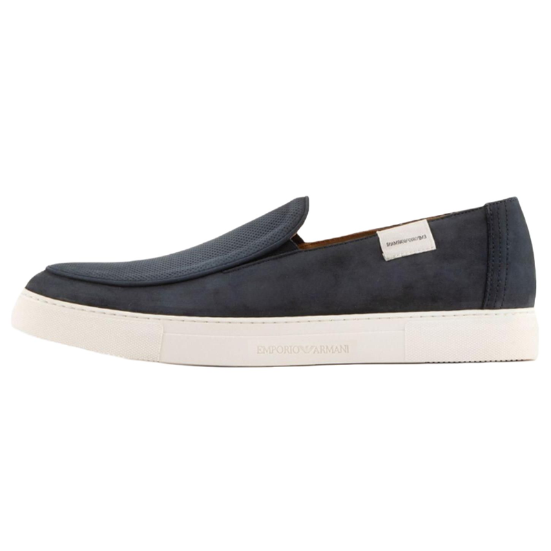 Emporio Armani Blue Leather Slip-On Low-Top Casual Shoes. X4Y004XN7961K151