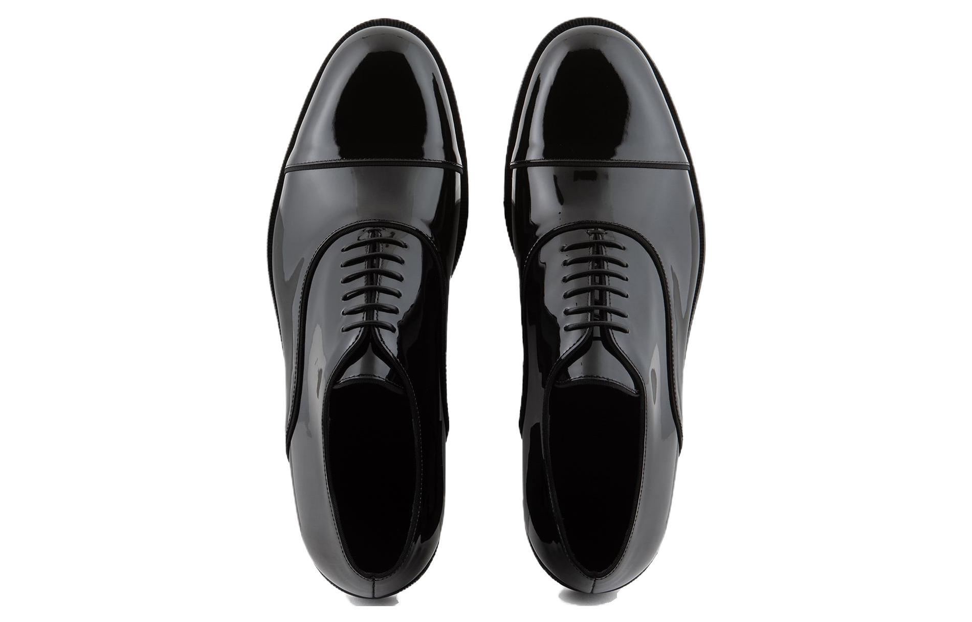 Lookbook 엠포리오 아르마니 블랙 에나멜 드레스 슈즈 X2C705XN9231K001