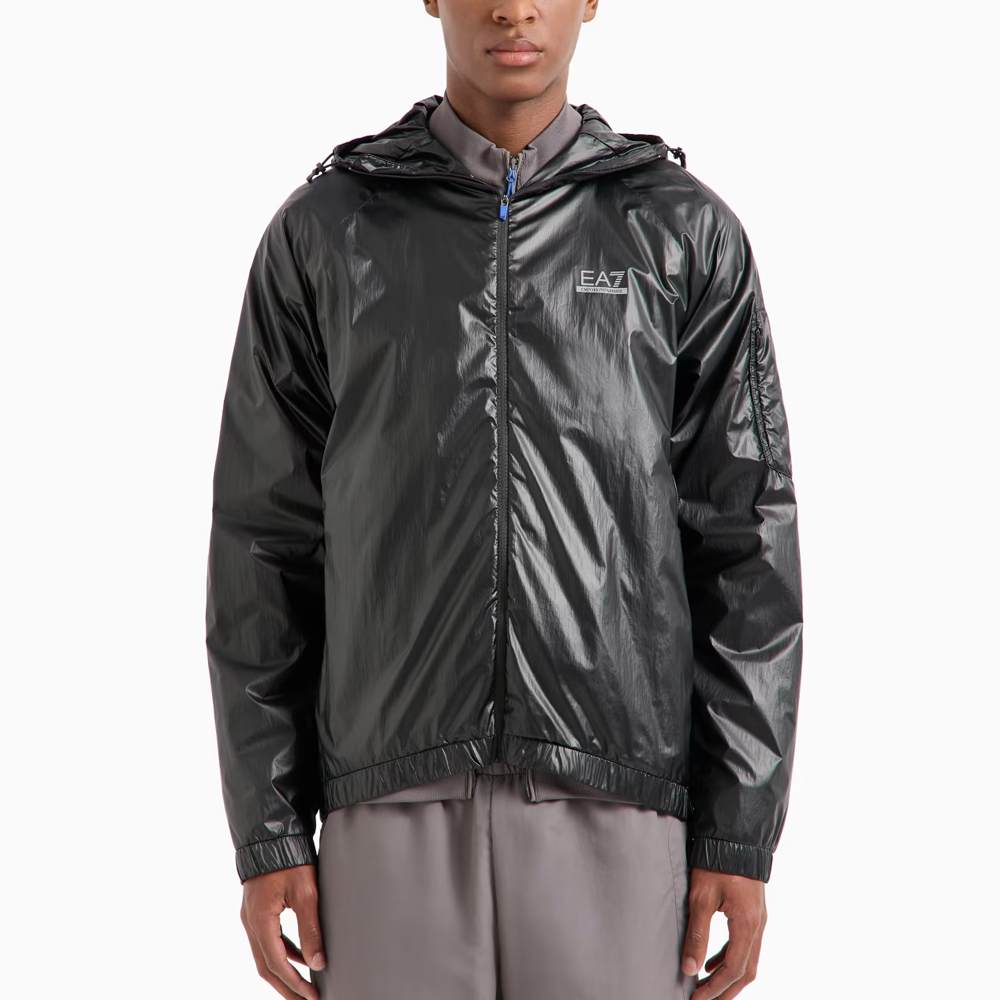 Shop Emporio Armani EA7 黑色拉鏈連帽外套 6DPB35-PNHCZ-1771