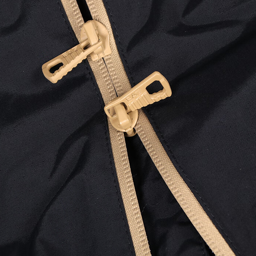 Cheap 安普里奥·阿玛尼EA7黑色标志印花拉链夹克 FW24 8NPB20-PNFZZ-1200