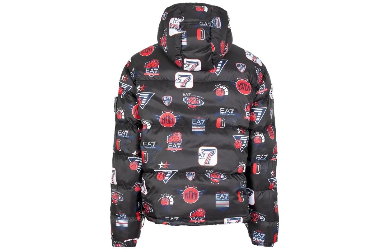Lookbook EMPORIO ARMANI EA7 Jaket Puffer Hitam Bercetak Berhud dengan Tali Serut. 6RPB37-PN9FZ-2200