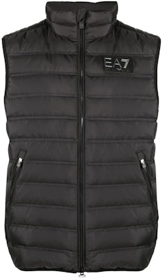 EMPORIO ARMANI EA7 黑色徽章立領羽絨背心. 6RPQ02-PN5ZZ-1200 Order EMPORIO ARMANI EA7 黑色徽章立領羽絨背心. 6RPQ02-PN5ZZ-1200