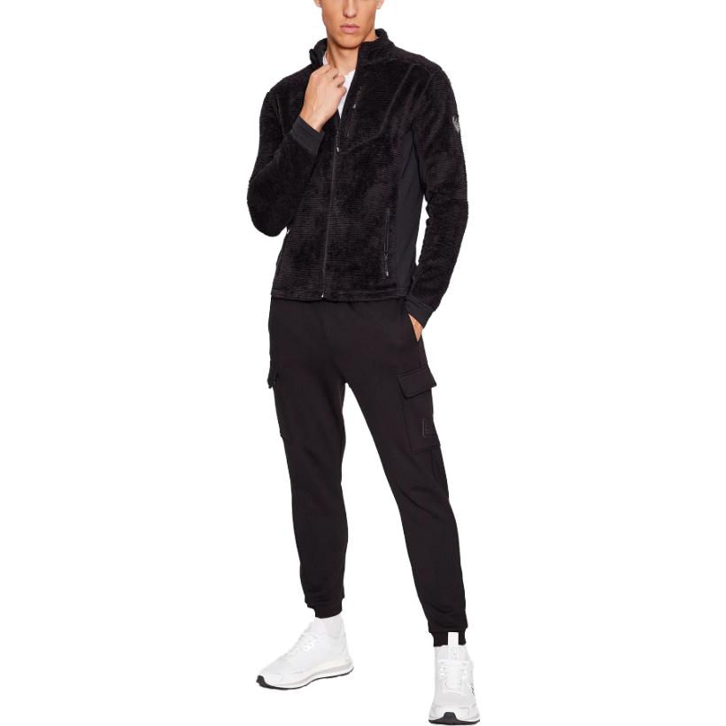 Lookbook Sudadera Negra con Cremallera y Logo EA7 de Emporio Armani con Cuello Alto. 6RPMA4-PJSTZ-1200