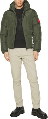 Emporio Armani EA7 綠色印字修身拉鍊連帽外套夹克. 6RPB32-PNEFZ-1845 Lookbook Emporio Armani EA7 綠色印字修身拉鍊連帽外套夹克. 6RPB32-PNEFZ-1845