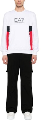 エンポリオアルマーニ EA7 ロゴプリント ルーズフィット クルーネックスウェット 白 3DPM14-PJLIZ-1100 Lookbook エンポリオアルマーニ EA7 ロゴプリント ルーズフィット クルーネックスウェット 白 3DPM14-PJLIZ-1100