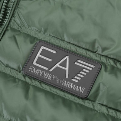 EMPORIO ARMANI EA7 无袖羽绒马甲 军绿色 SS24 标志印花 6RPQ02-PN5ZZ-1845 Purchase EMPORIO ARMANI EA7 无袖羽绒马甲 军绿色 SS24 标志印花 6RPQ02-PN5ZZ-1845