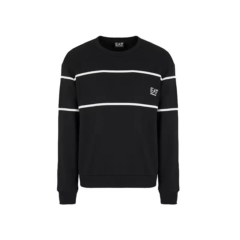 Order Emporio Armani EA7 Sweatshirt Leher Bulat Cetakan Berjalur Hitam FW24. 6DPM80-PJTKZ-1200