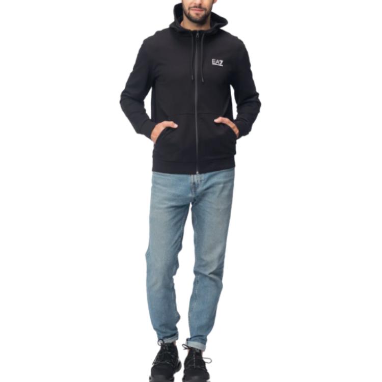 Shop Emporio Armani EA7 黑色連帽外套附字母印花與拉鍊 6RPM53-PJ05Z-0200
