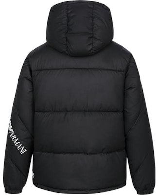 Emporio Armani EA7 Jaket Quilted Lengan Panjang Lelaki Logo Hitam FW22 6LPB11PNADZ-1200 Lookbook Emporio Armani EA7 Jaket Quilted Lengan Panjang Lelaki Logo Hitam FW22 6LPB11PNADZ-1200