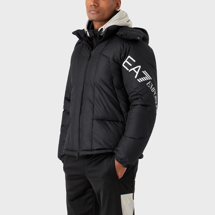 Purchase Emporio Armani EA7 Jaket Quilted Lengan Panjang Lelaki Logo Hitam FW22 6LPB11PNADZ-1200