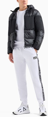 Chaqueta Acolchada con Capucha Colorblock Negra EMPORIO ARMANI EA7 FW23. 6RPB01-PNEOZ-1200 Purchase Chaqueta Acolchada con Capucha Colorblock Negra EMPORIO ARMANI EA7 FW23. 6RPB01-PNEOZ-1200