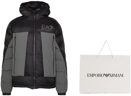 EMPORIO ARMANI EA7 FW23 黑色拼色標誌印花連帽外套. 6RPB53-PNEOZ-1200 Lookbook EMPORIO ARMANI EA7 FW23 黑色拼色標誌印花連帽外套. 6RPB53-PNEOZ-1200