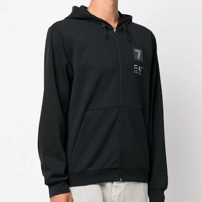 Emporio Armani EA7 FW23 黑色字母印花運動衫. 6RPM87-PJGEZ-1200 Purchase Emporio Armani EA7 FW23 黑色字母印花運動衫. 6RPM87-PJGEZ-1200